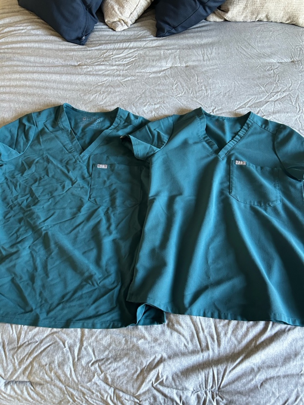 Set of 2 Figs Caribbean Blue Scrub Tops